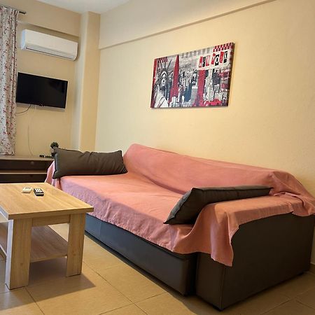 Appartamento E & F Sea View Flat Néa Péramos Esterno foto