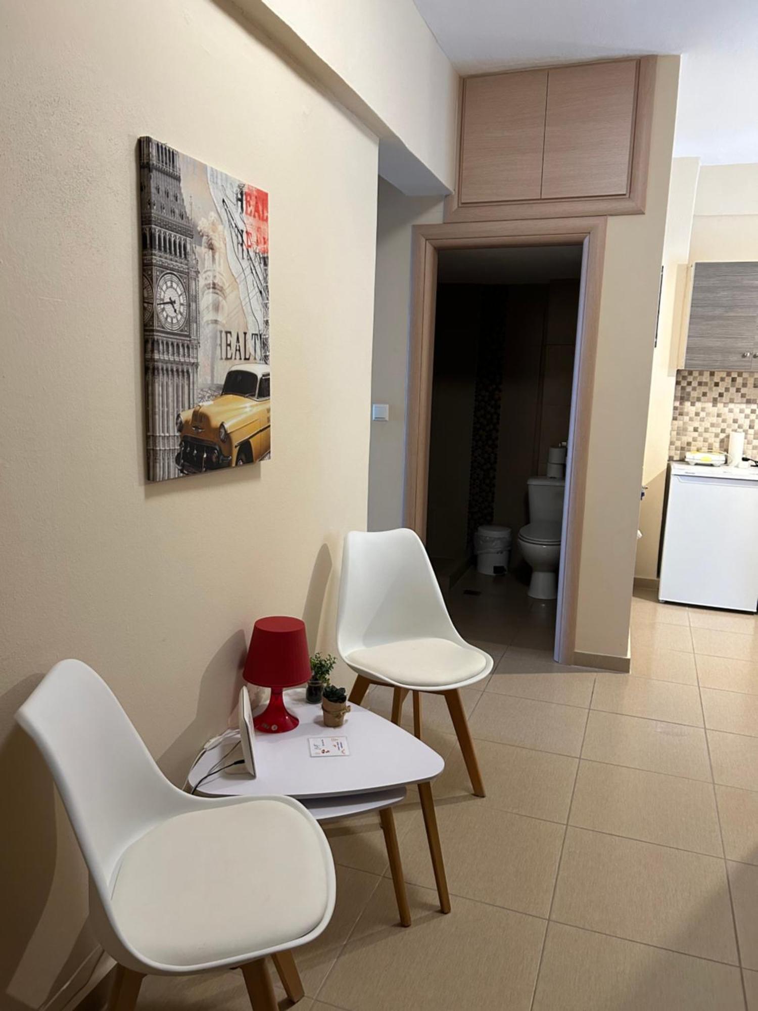 Appartamento E & F Sea View Flat Néa Péramos Esterno foto